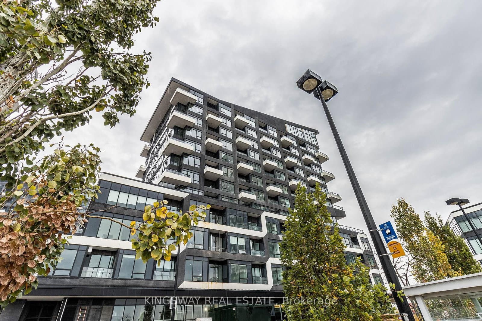 #346 - 2485 Taunton Road