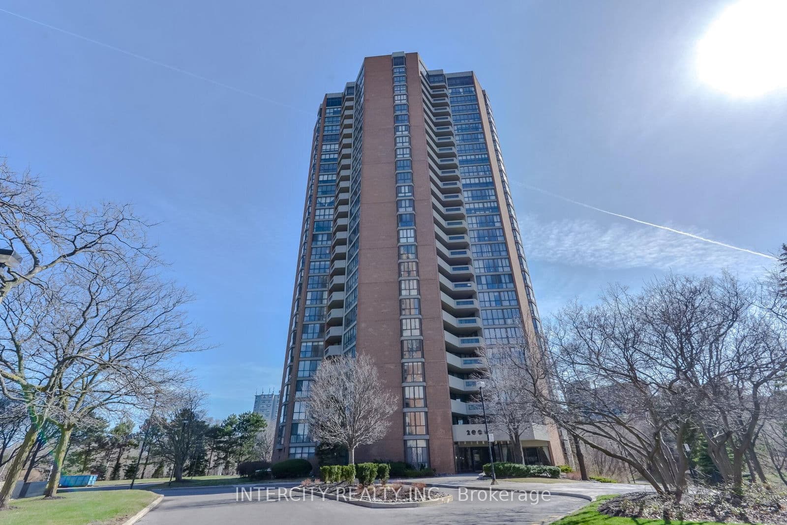 #308 - 2000 Islington Avenue