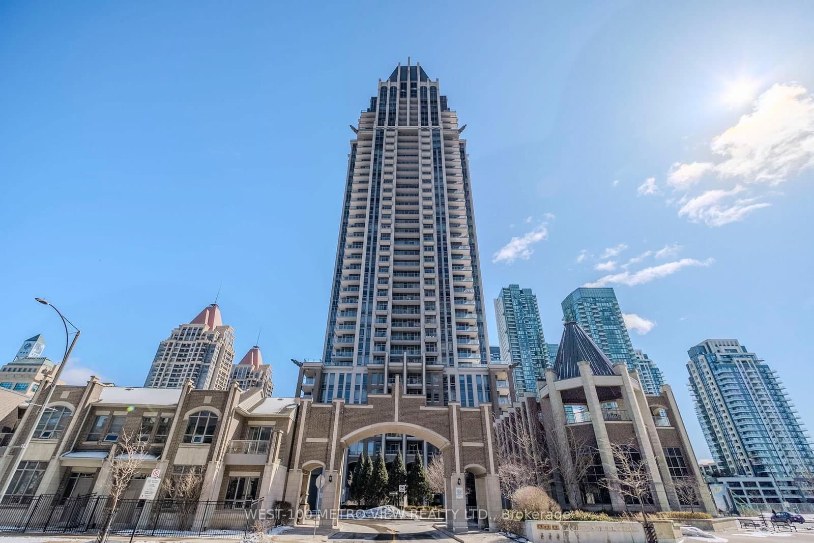#1807 - 388 Prince Of Wales Drive