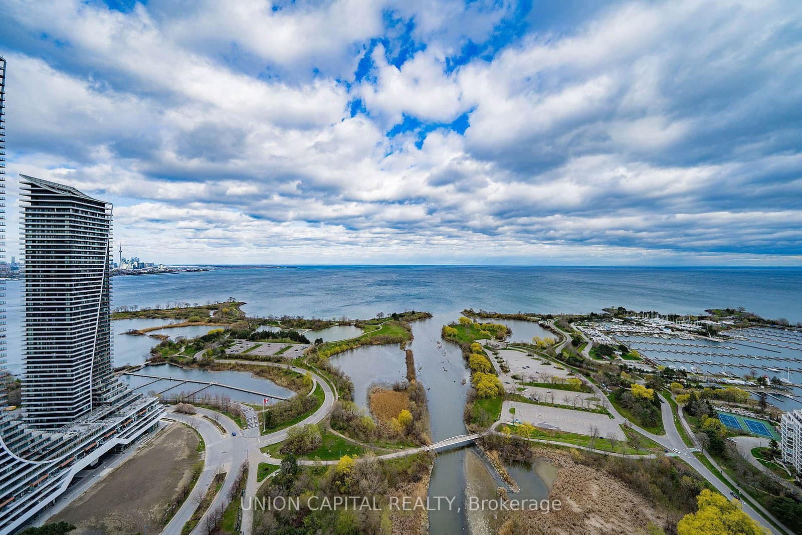 #PH02 - 2212 Lake Shore Boulevard W