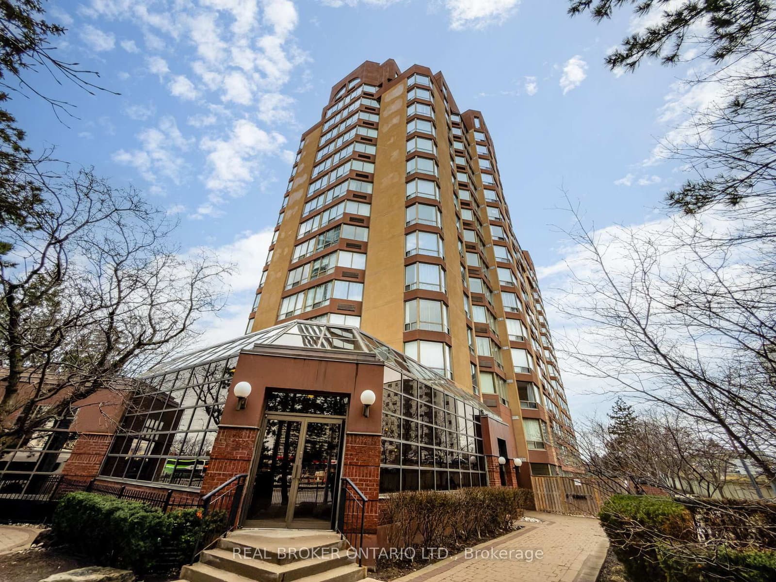#1103 - 25 Fairview Road W
