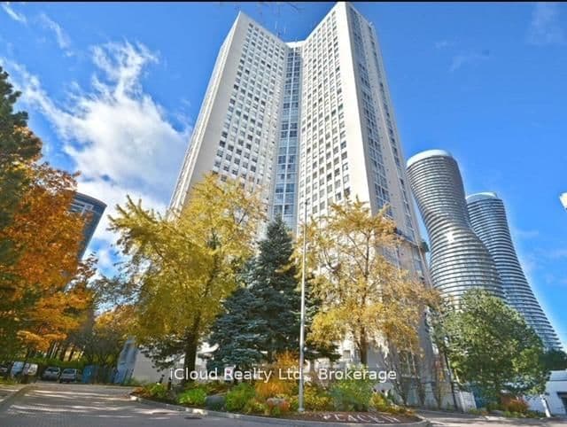 #3208 - 3650 Kaneff Crescent