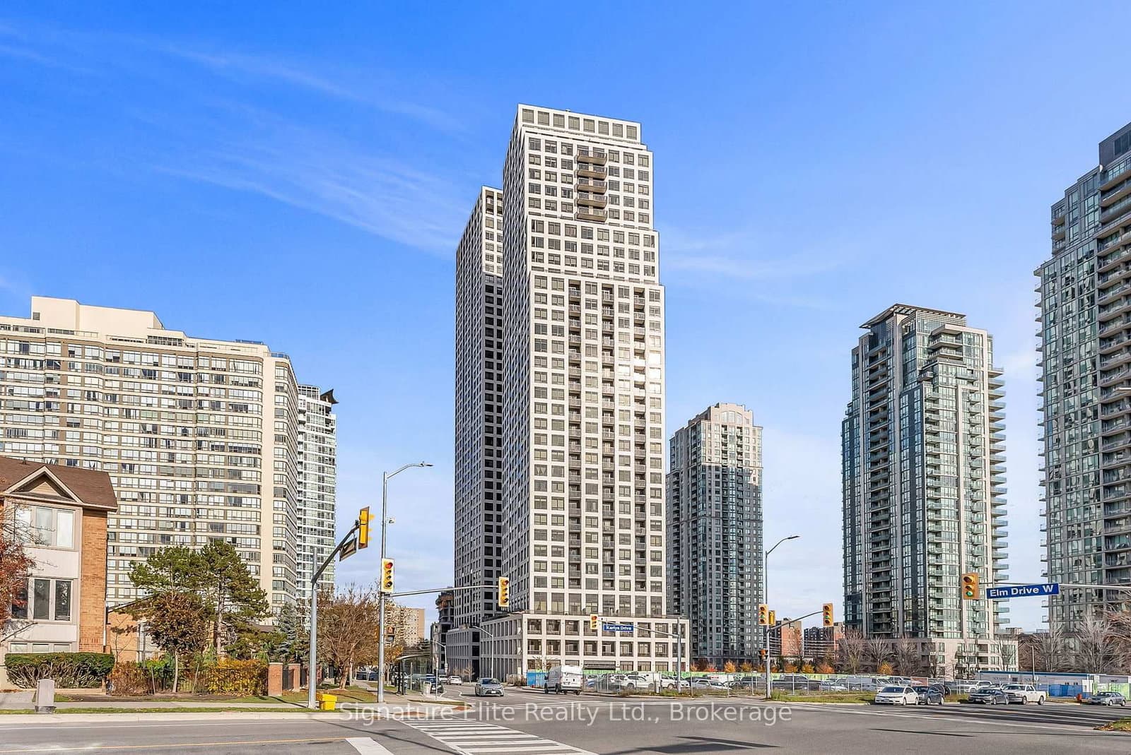 #3402 - 36 Elm Drive