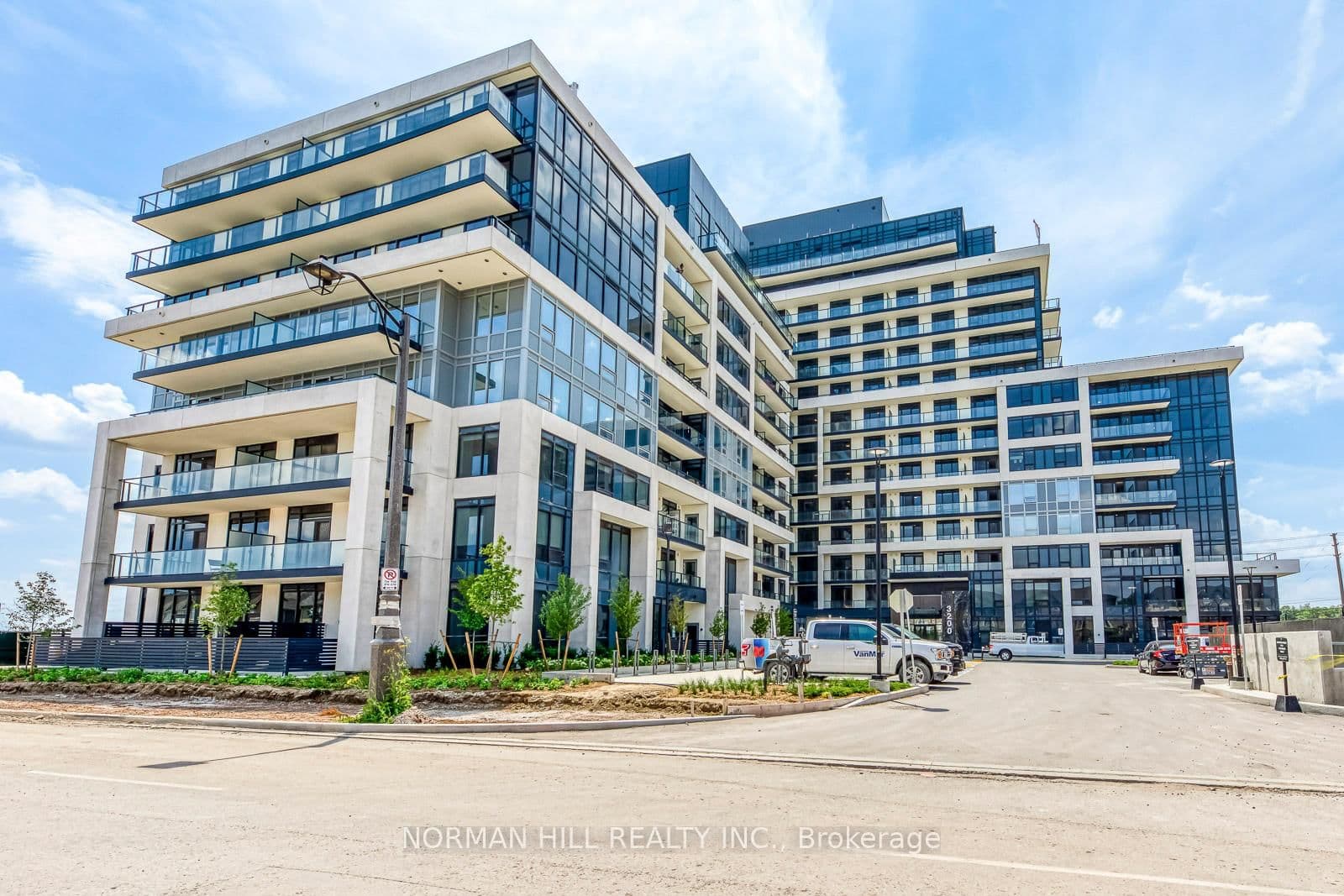 3200 William Coltson Avenue, Unit 913