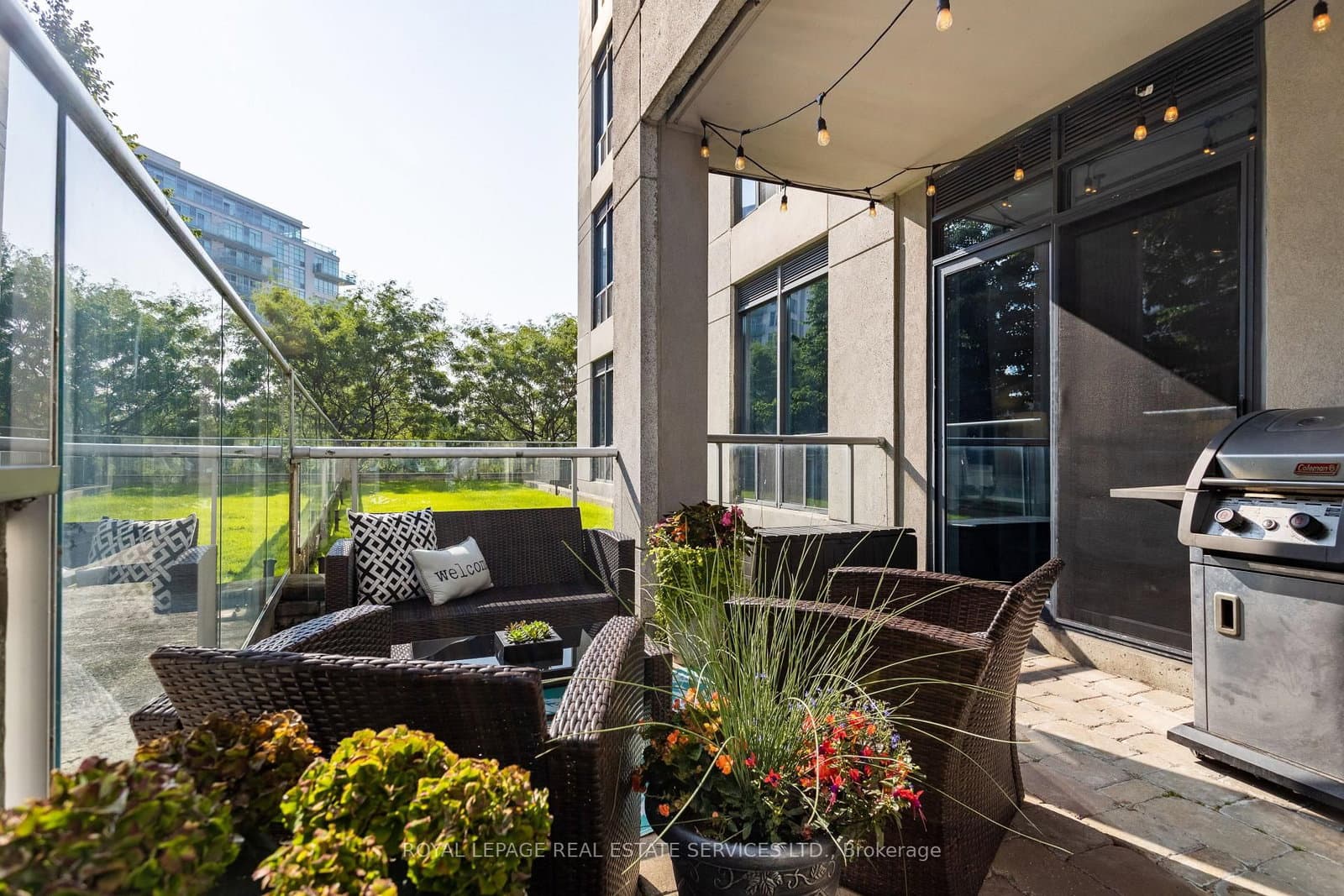 #109 - 2083 Lake Shore Boulevard W