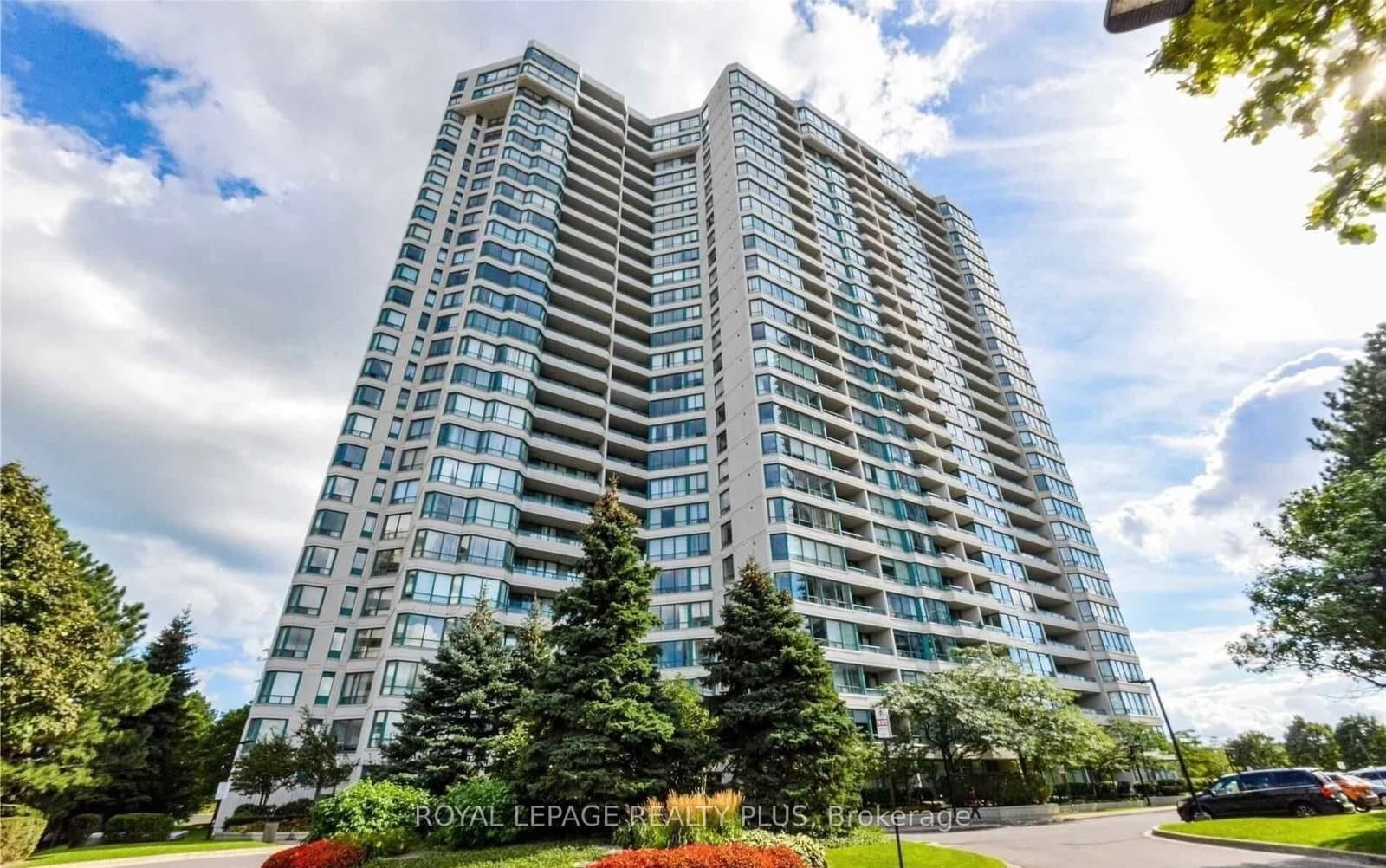 #707 - 550 Webb Drive