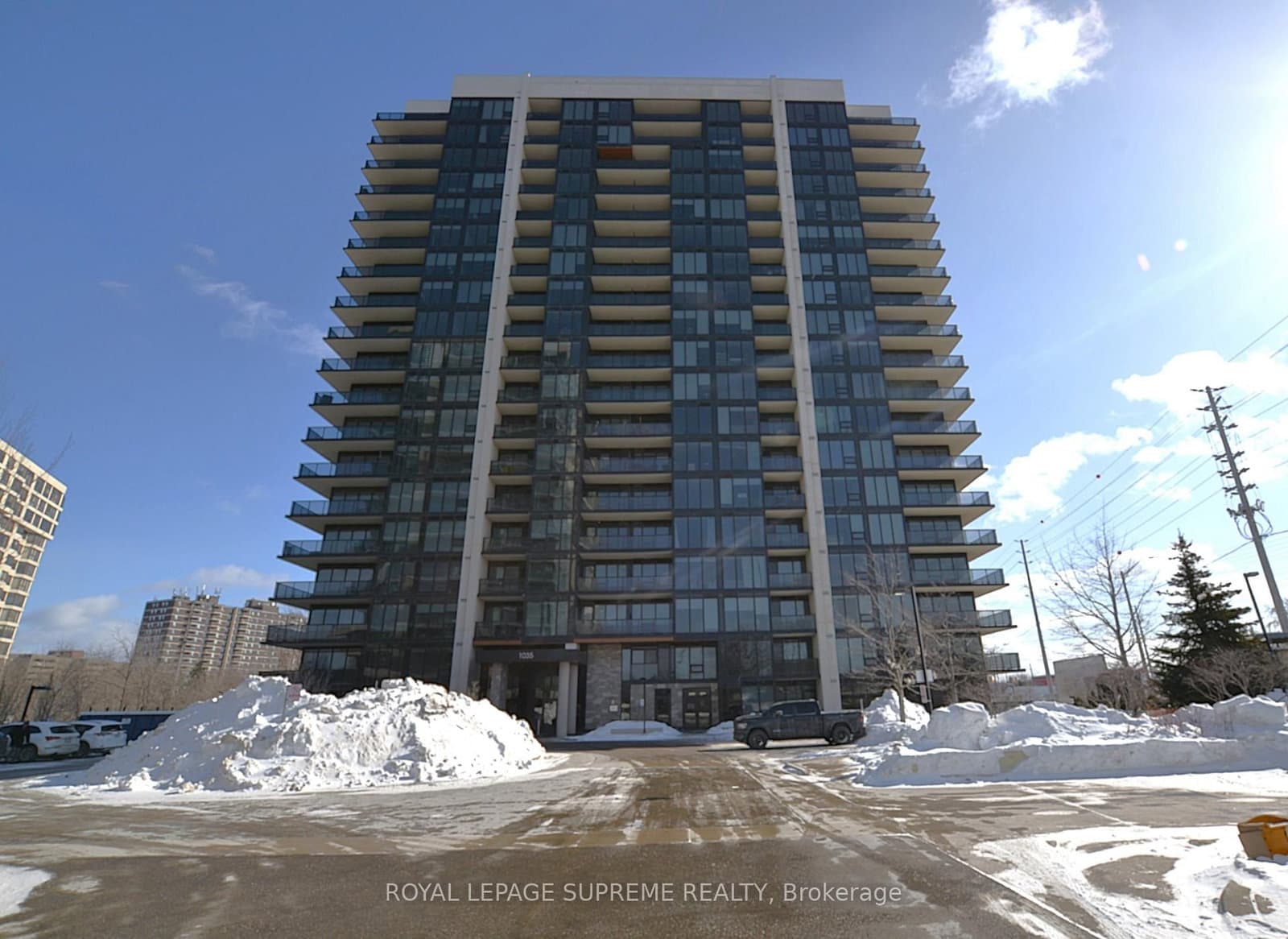 #1108 - 1035 Southdown Road