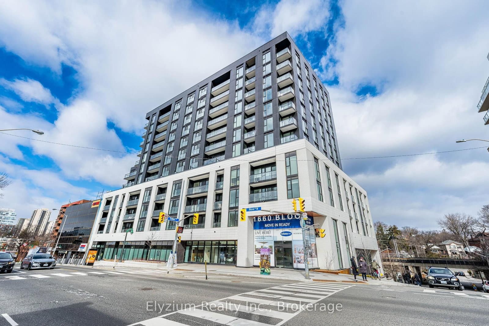 1660 Bloor Street W, Unit 304