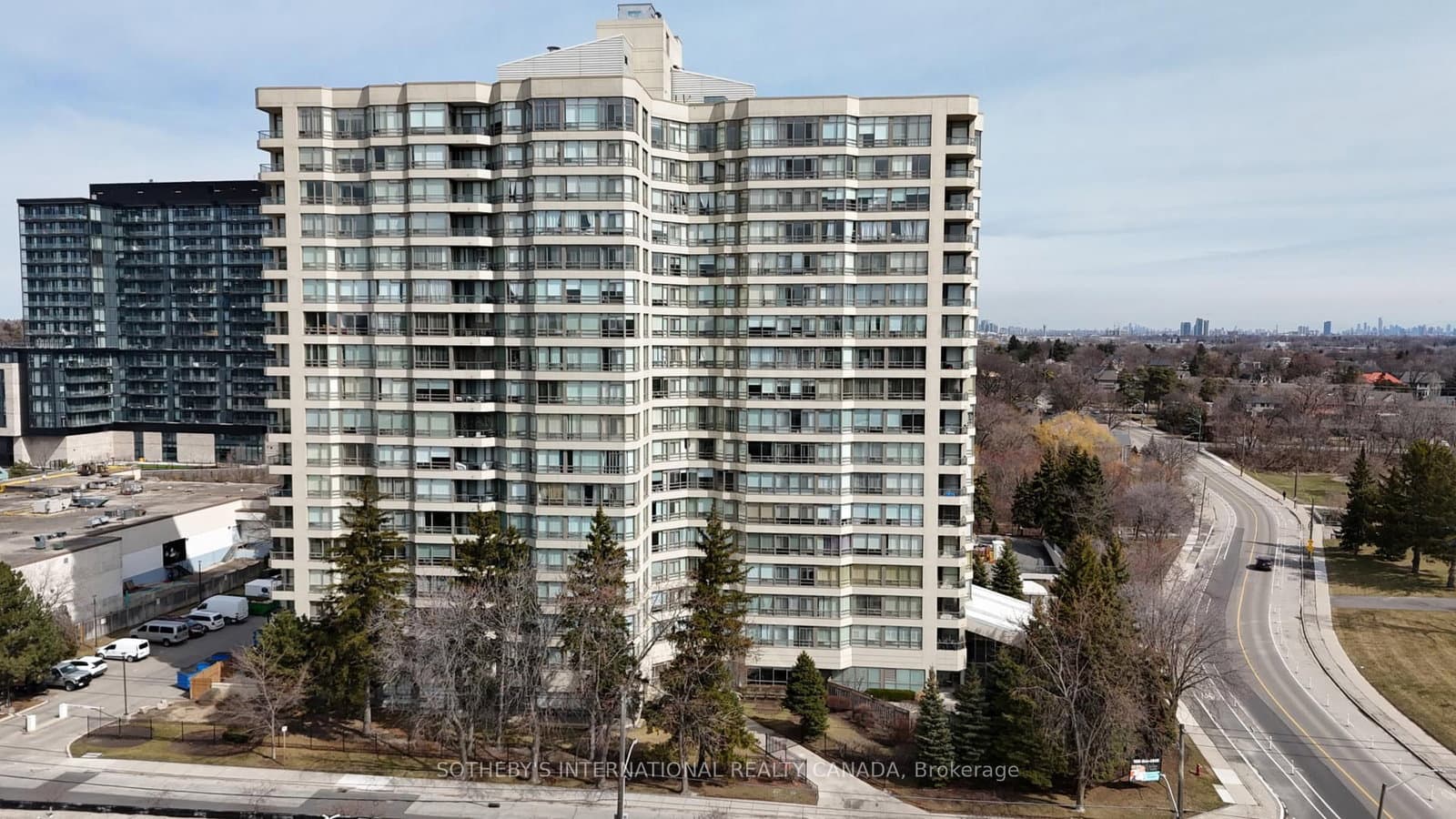 #1512 - 75 King Street E