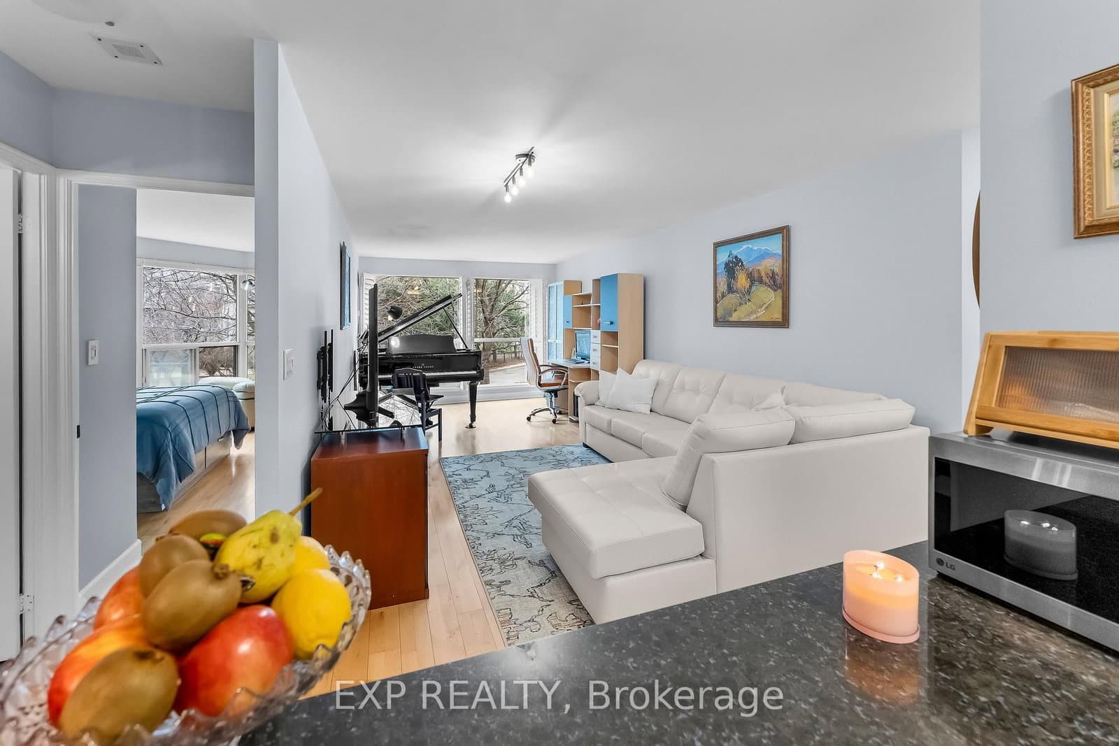 #214 - 2267 Lake Shore Boulevard W