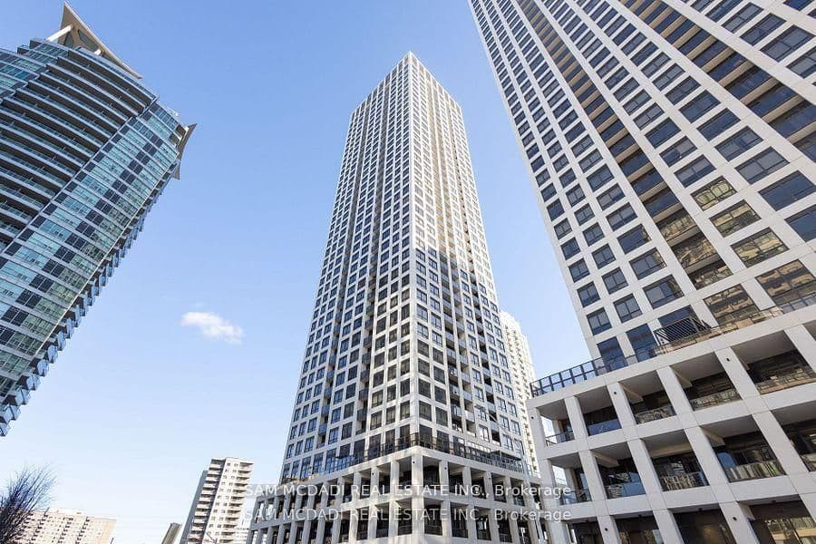 #2709 - 30 Elm Drive