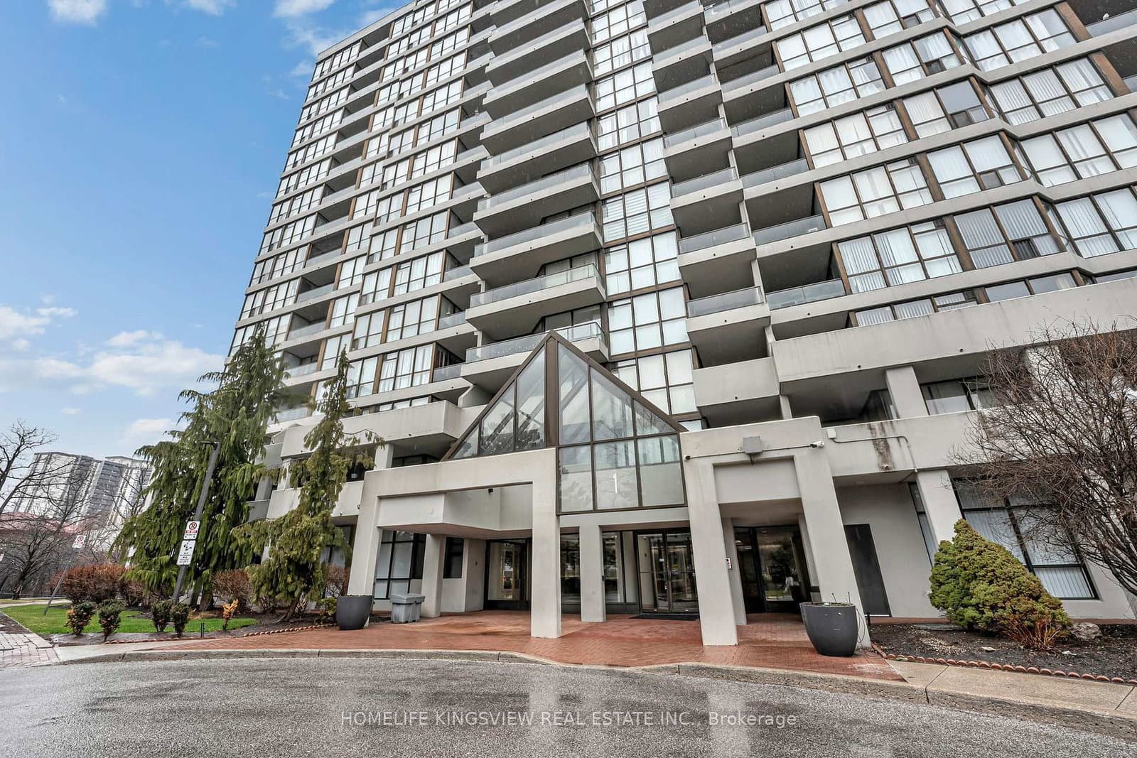 #806 - 1 Rowntree Road