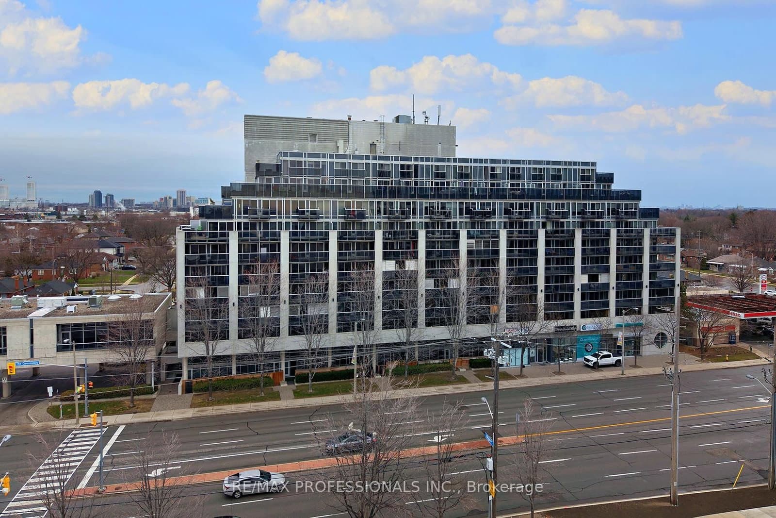 #704 - 1040 The Queensway
