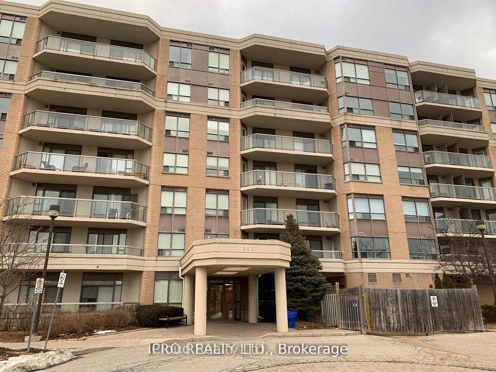#207 - 300 Ray Lawson Boulevard
