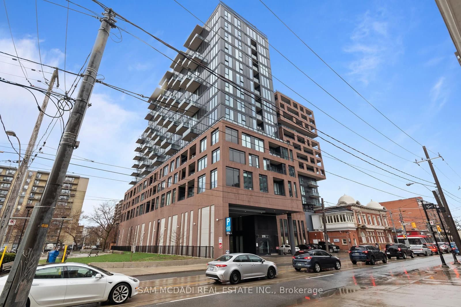 #PH01 - 270 Dufferin Street