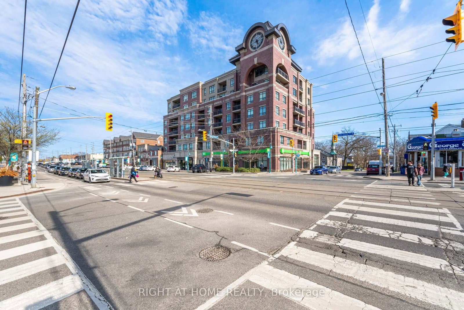 #703 - 3563 Lake Shore Boulevard W