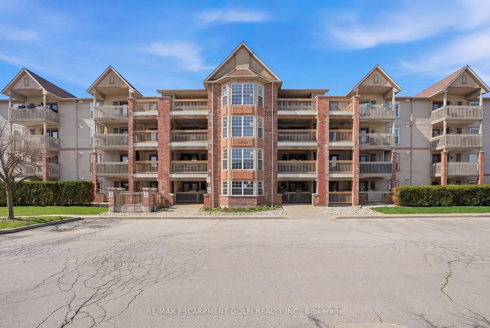 #207 - 4003 Kilmer Drive