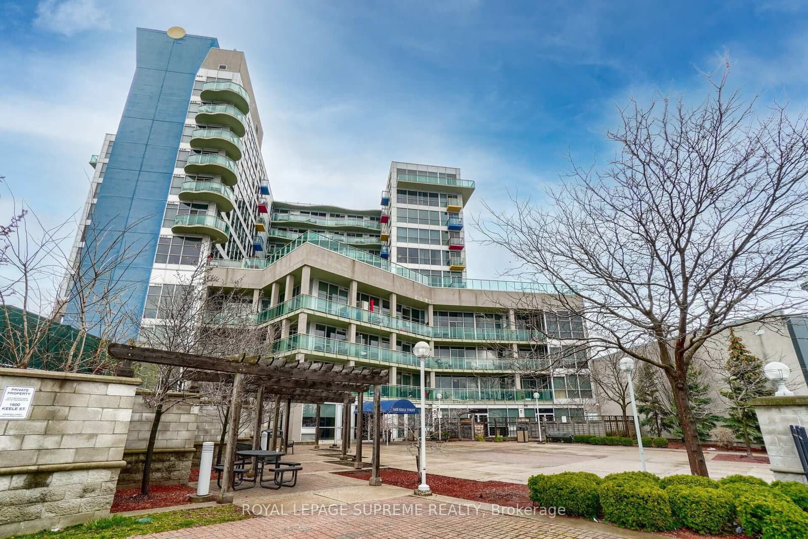 #605 - 1600 Keele Street