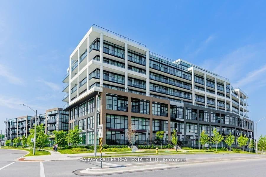 #4 - 60 George Butchart Drive