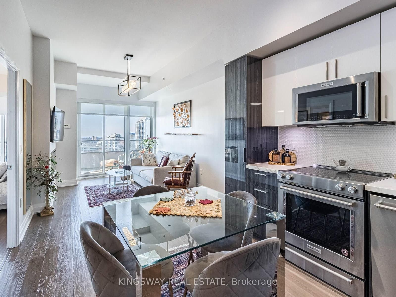 30 Shore Breeze Drive, Unit 1420