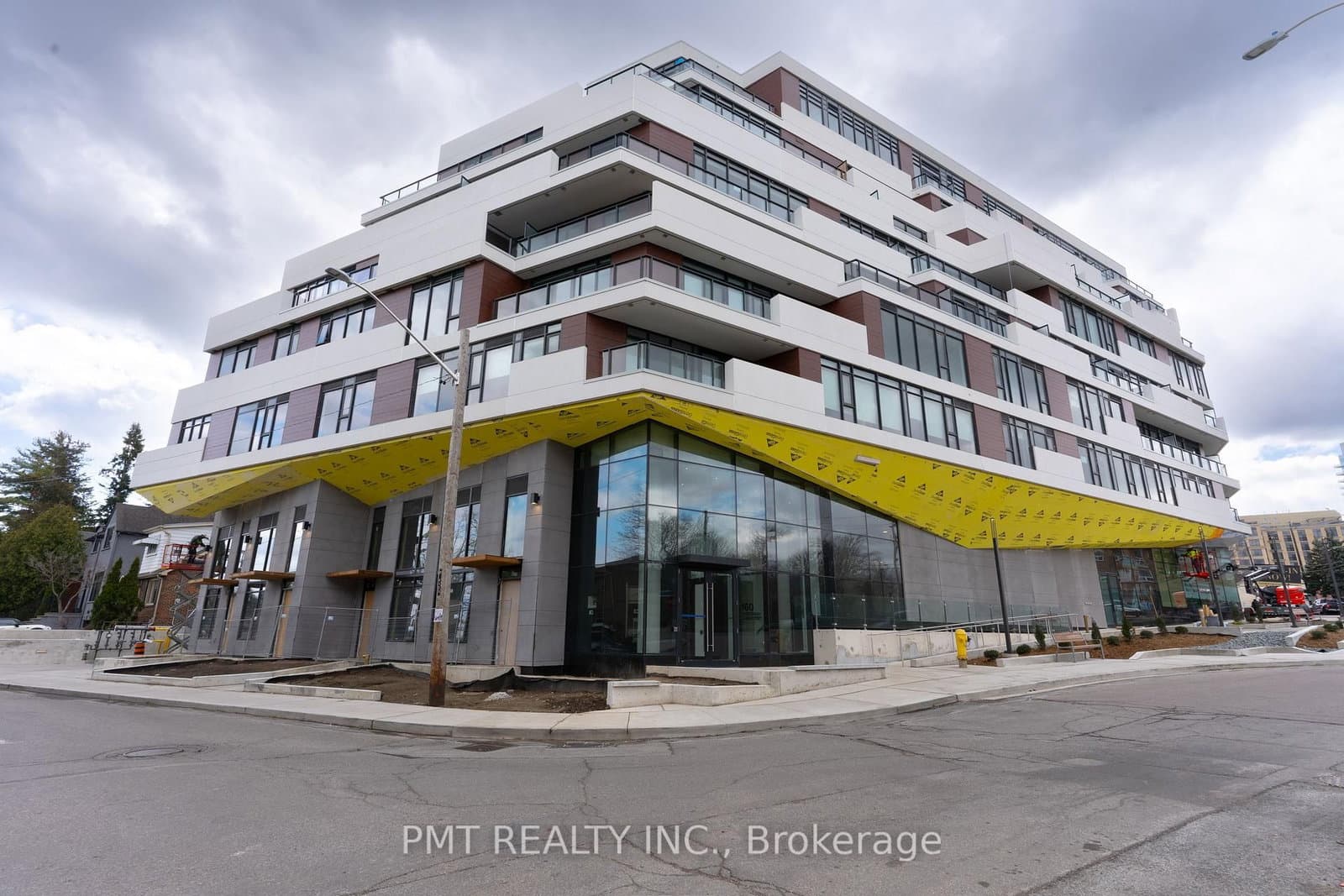 160 Kingsway Crescent, Unit 510