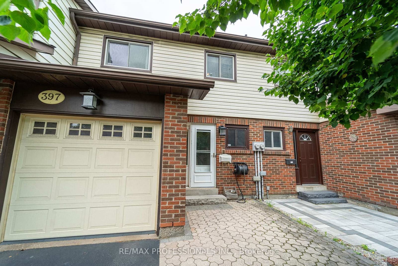 397 Ontario Street N, Unit 18