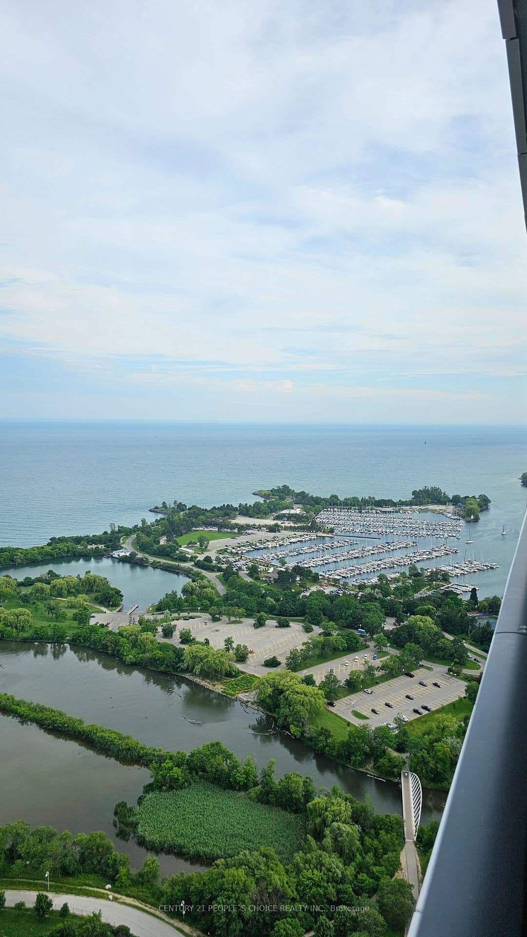 30 Shore Breeze Drive, Unit 4714