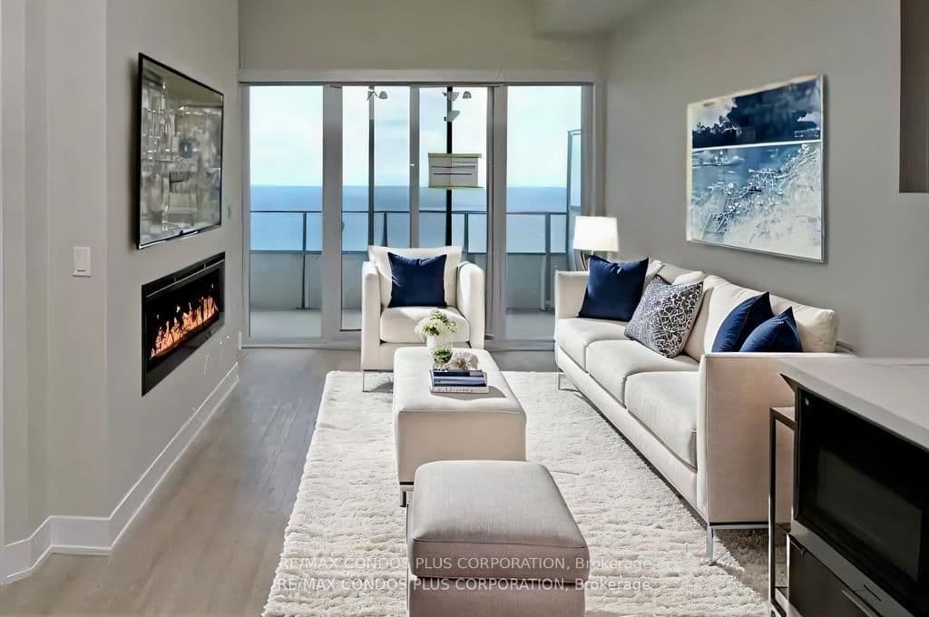 30 Shore Breeze Drive, Unit 6206