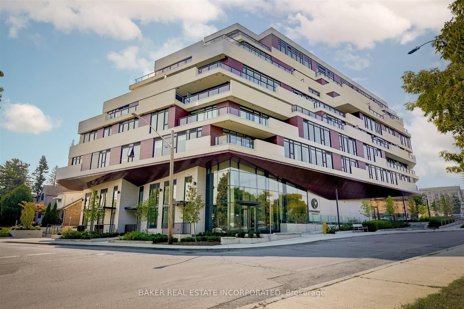 160 Kingsway Crescent, Unit 804