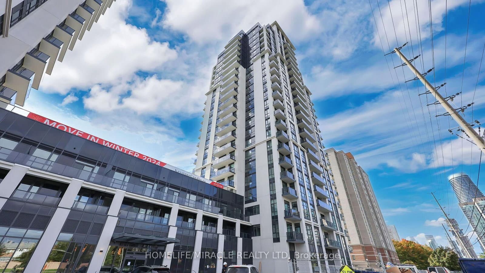 202 Burnhamthorpe Road E, Unit 801