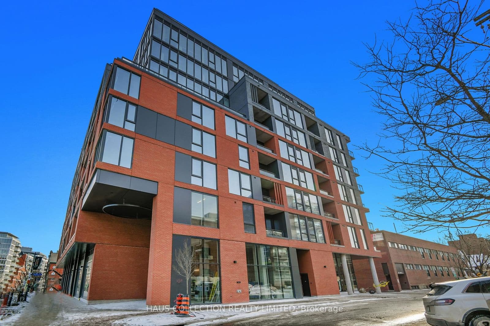 10 James Street, Unit 907