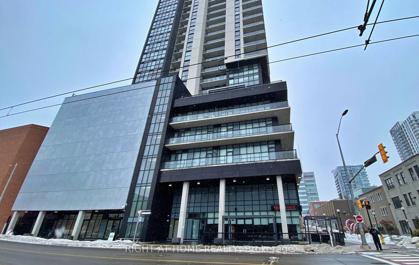 60 Charles Street W, Unit 2005