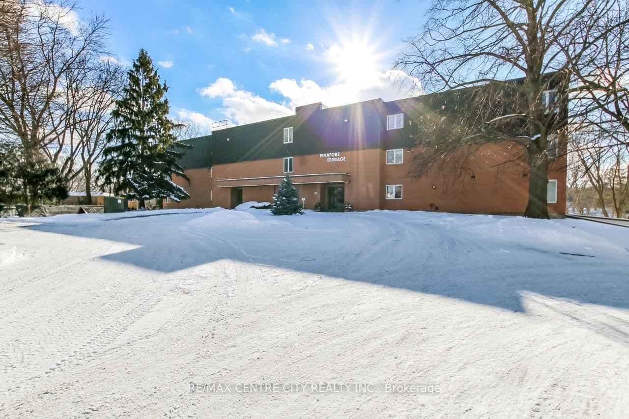 #11 - 125 Elm Street