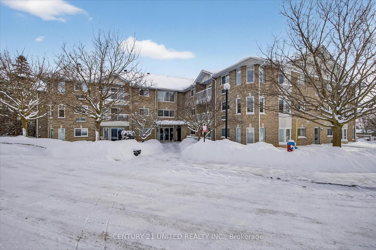 #214A - 1099 Clonsilla Avenue