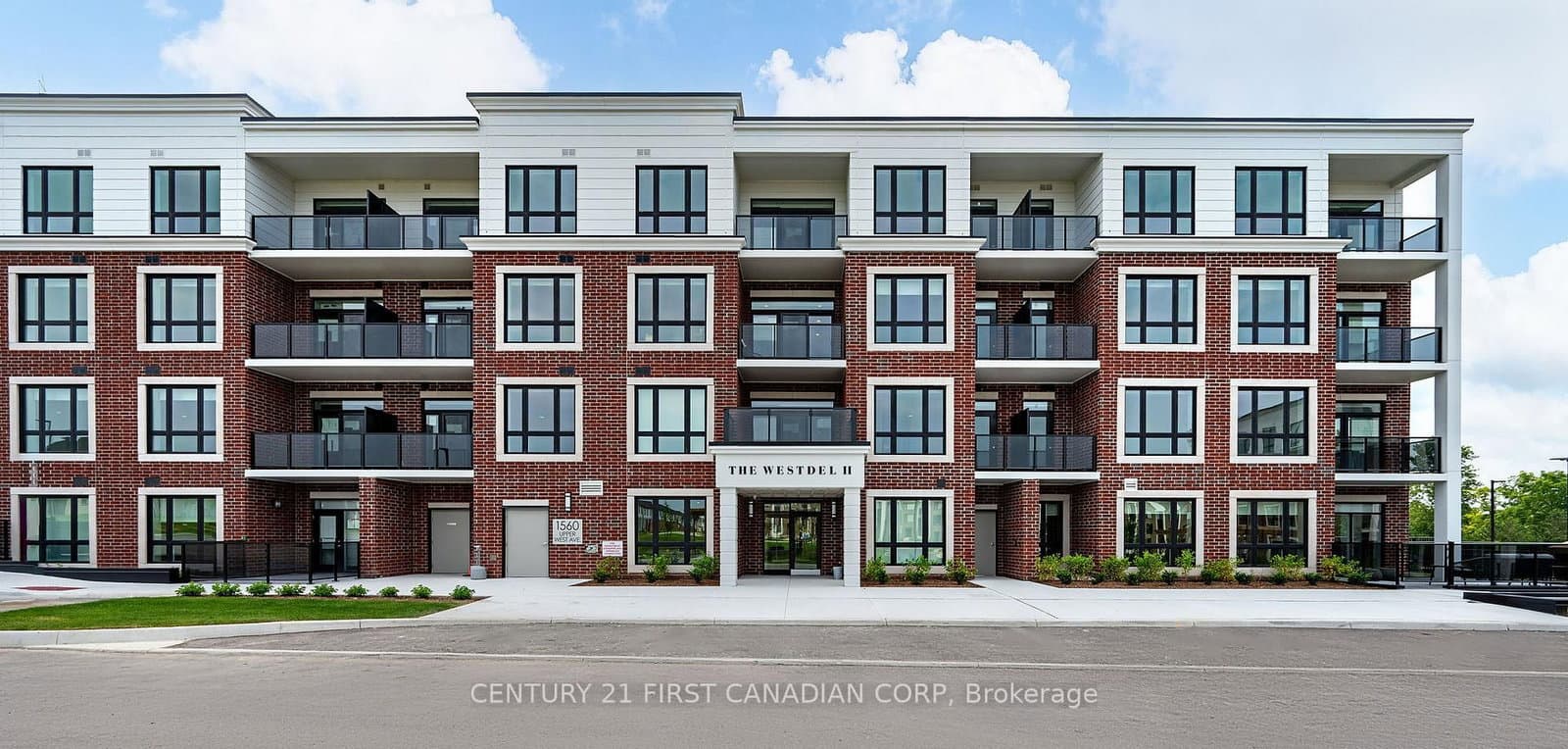 #302 - 1560 Upper West Avenue