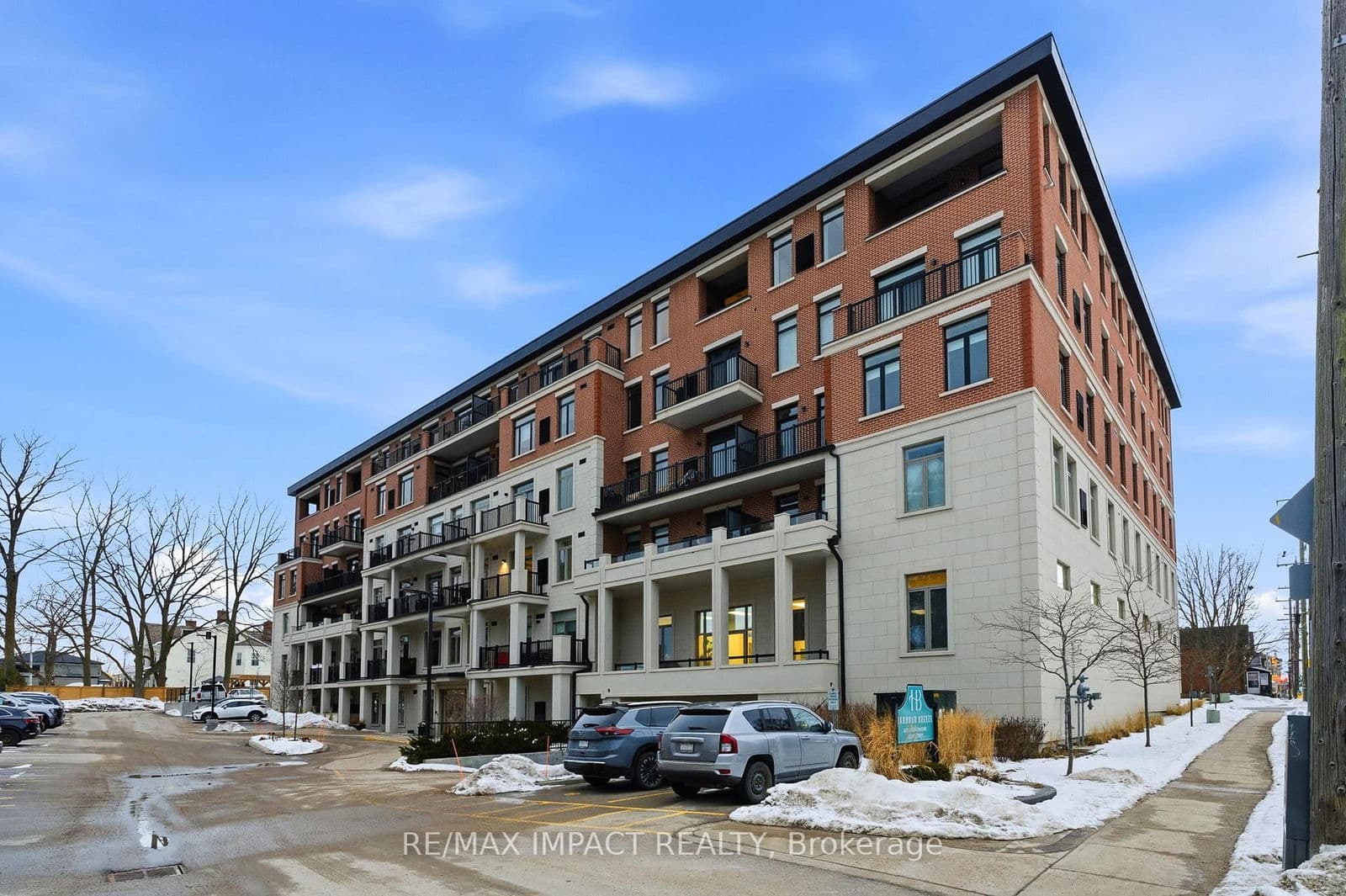 #212 - 135 Orr Street