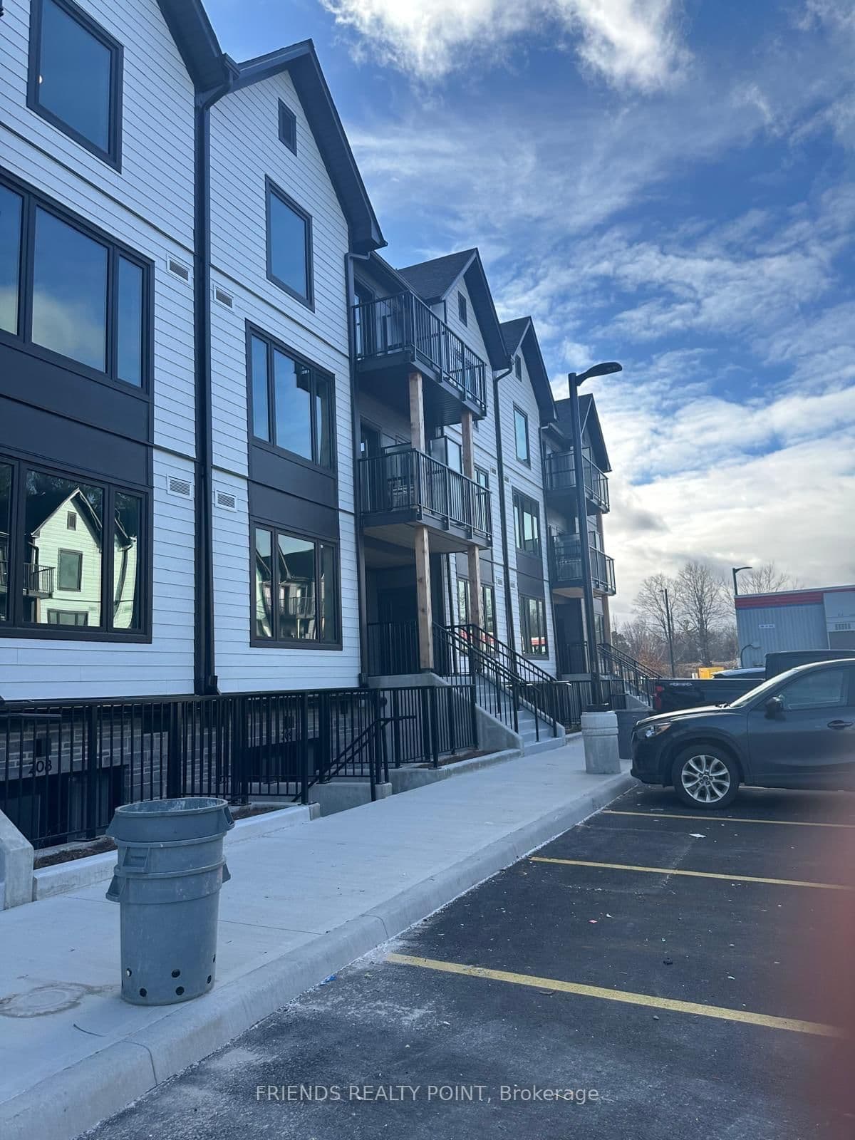 708 Woolwich Street, Unit 212