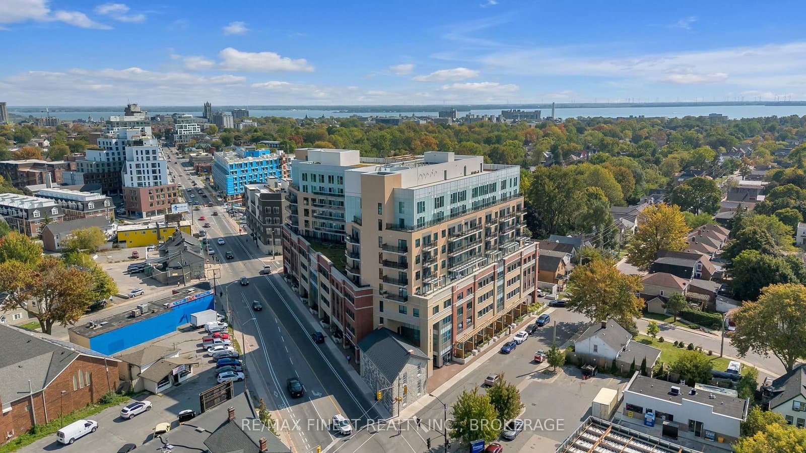 #340 - 652 Princess Street