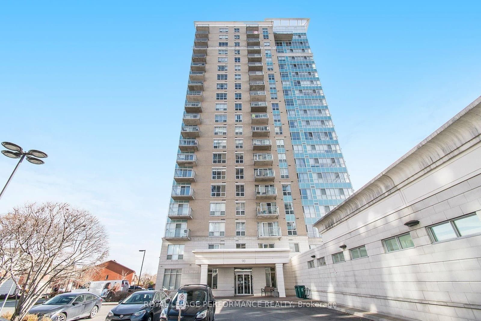 #1204 - 90 Landry Street