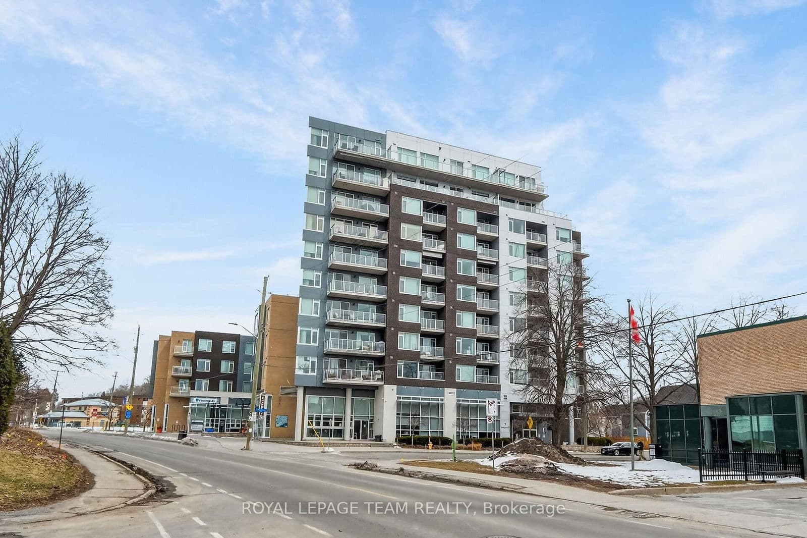 #220 - 7 MARQUETTE Avenue