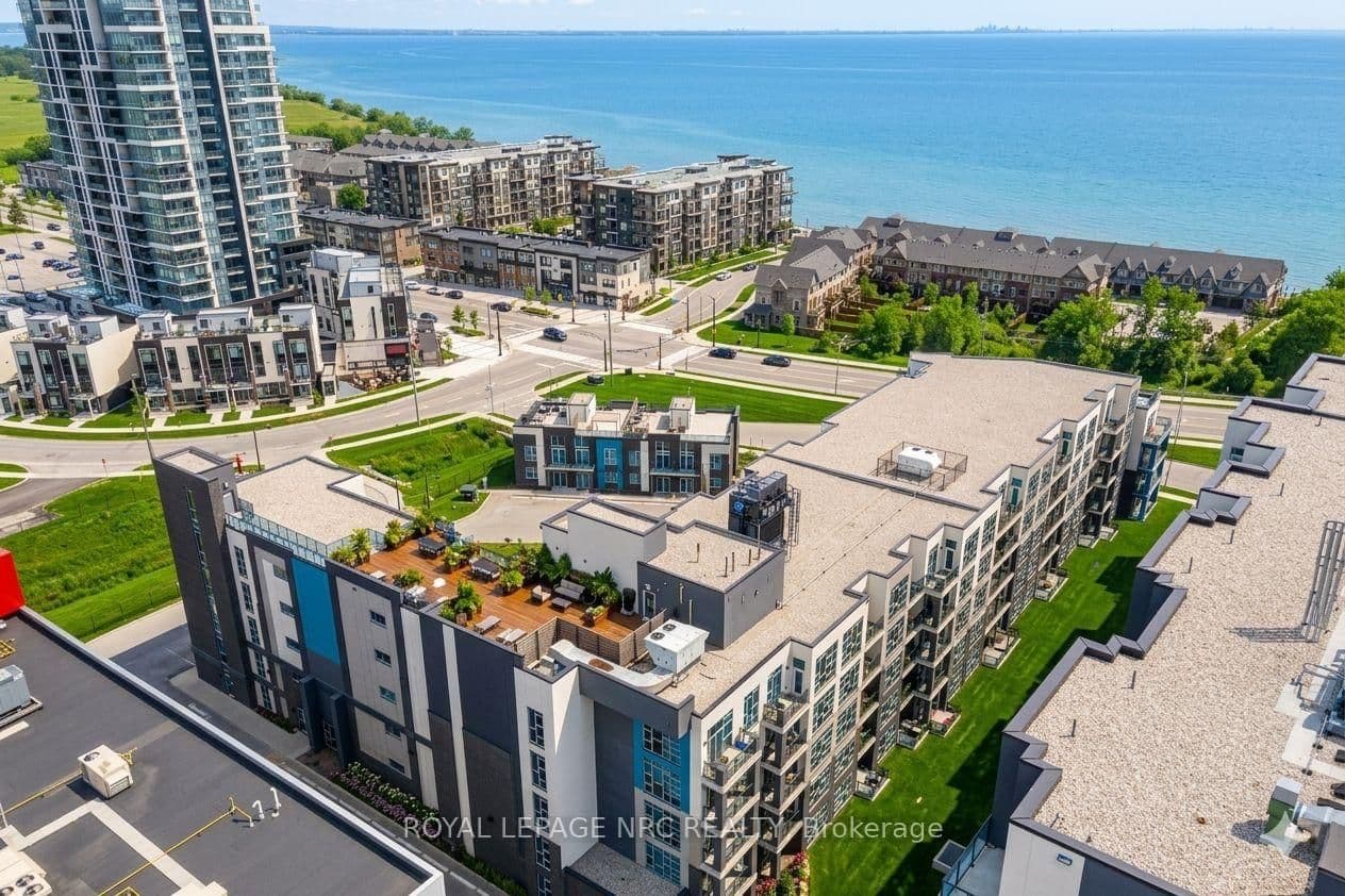 #412 - 10 Concord Place