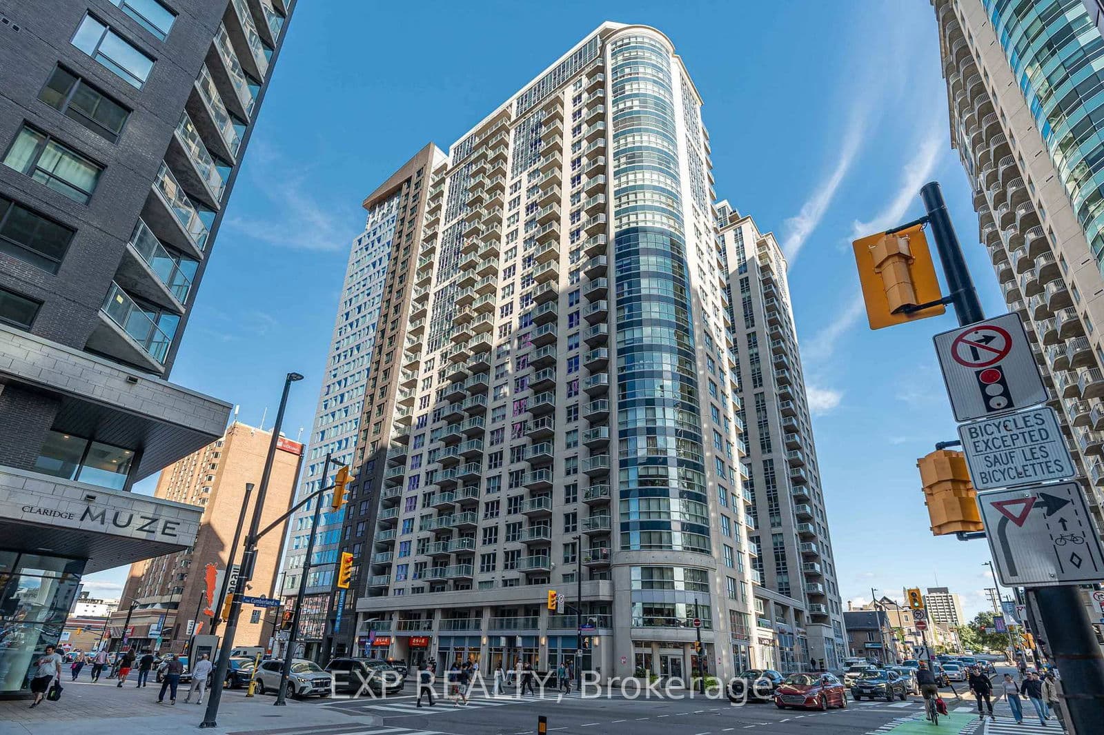 #2308 - 242 RIDEAU Street