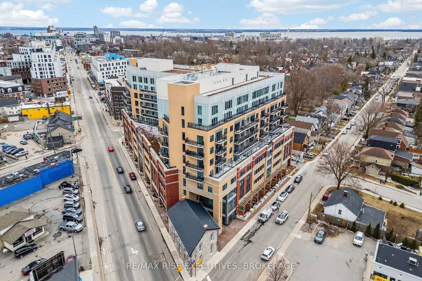 #434 - 652 Princess Street