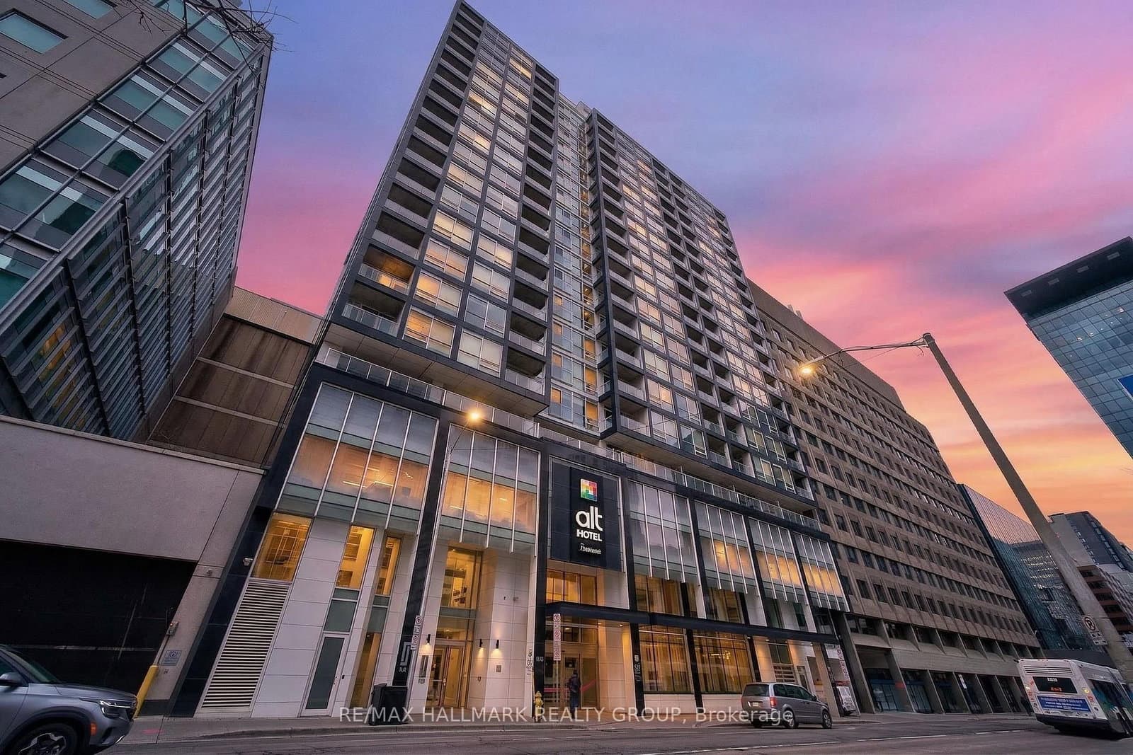 #1806 - 199 Slater Street