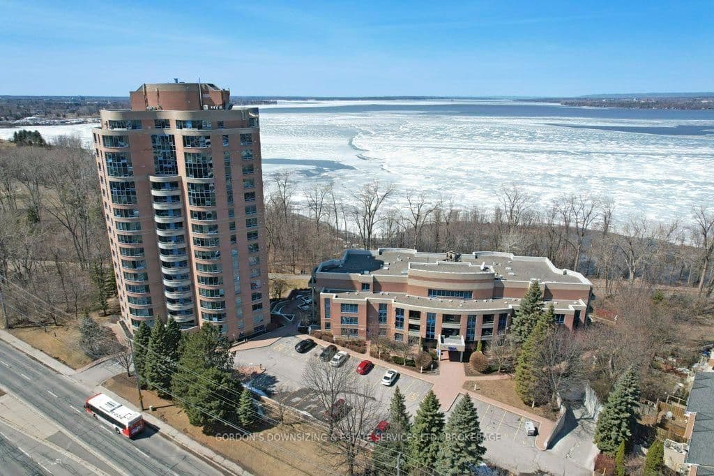 #103 - 3099 Carling Avenue