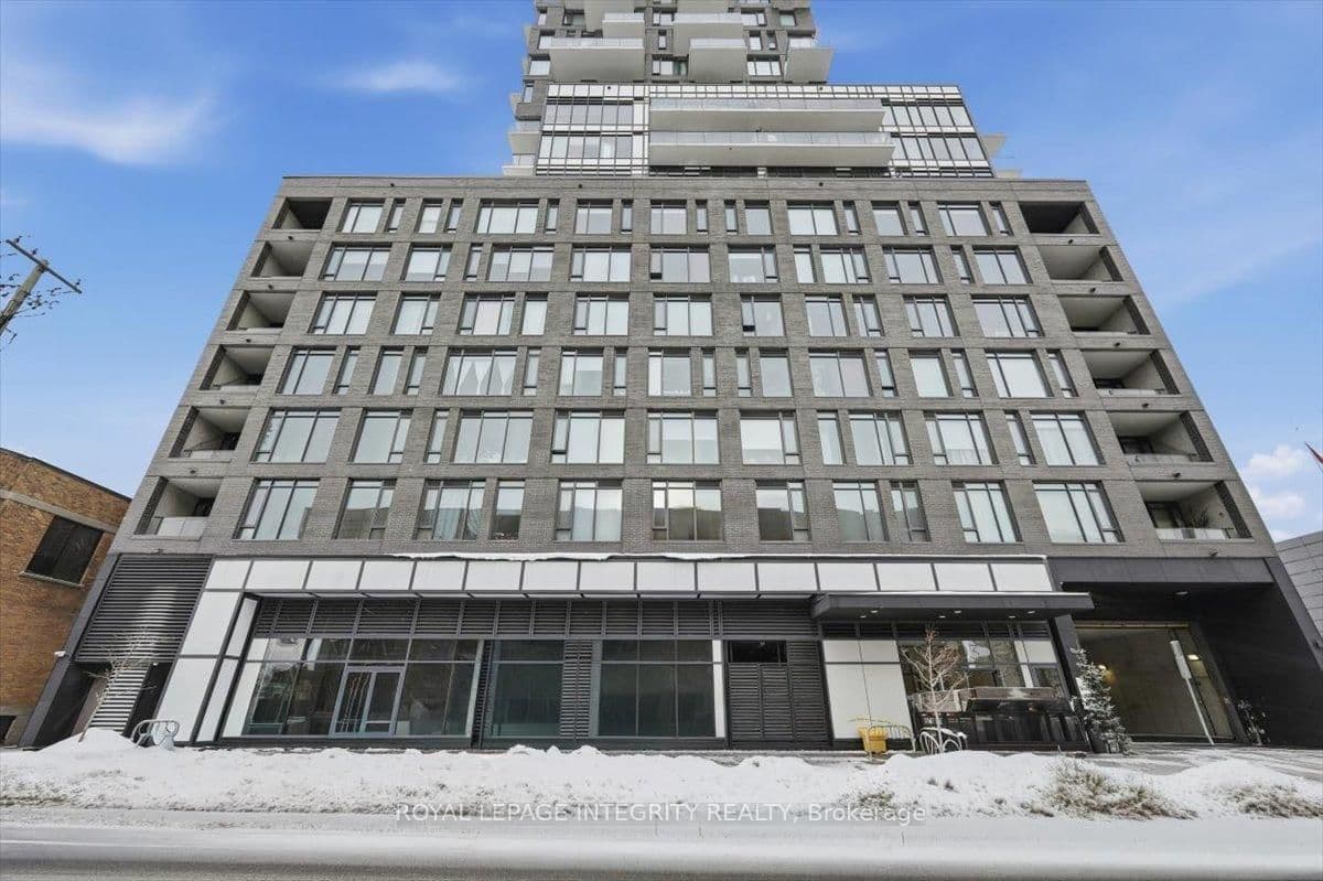 #602 - 203 Catherine Street