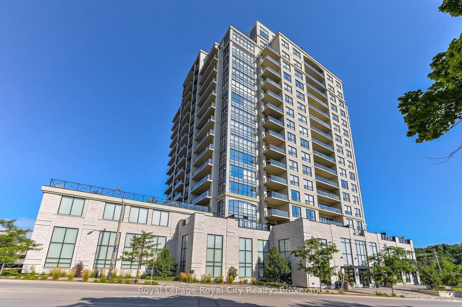 #1108 - 160 Macdonell Street