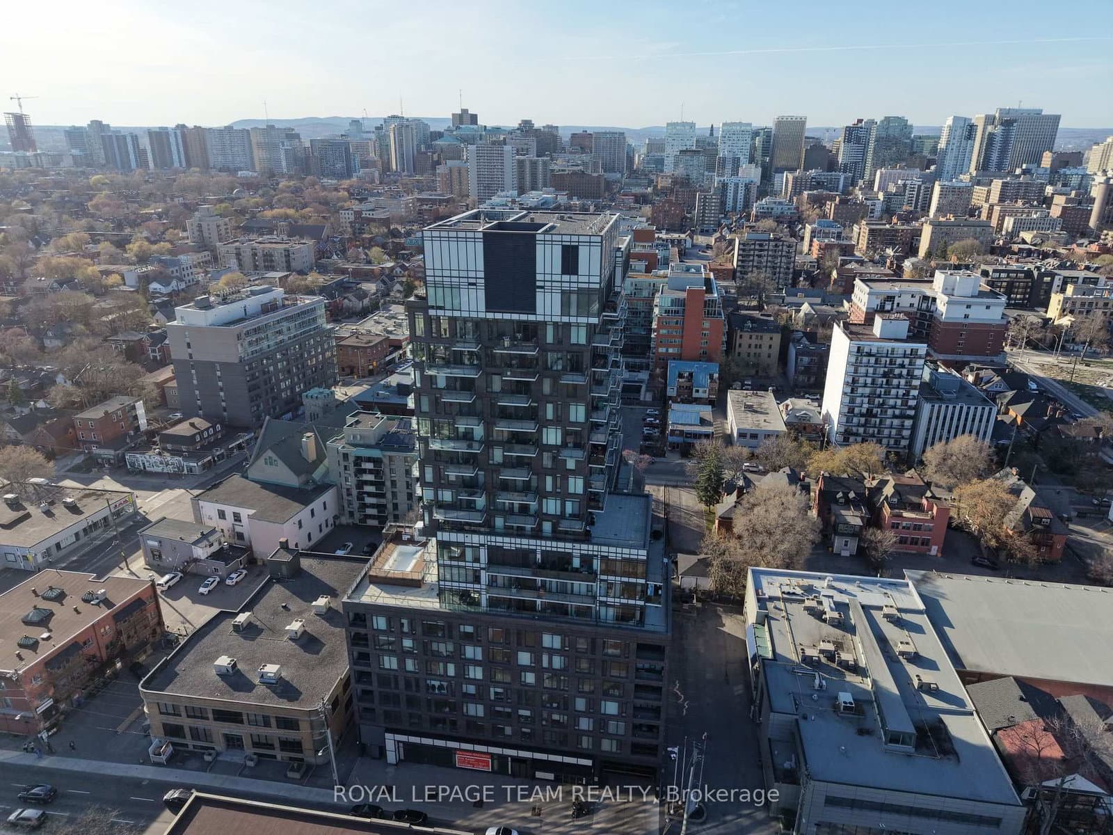 #1206 - 203 Catherine Street