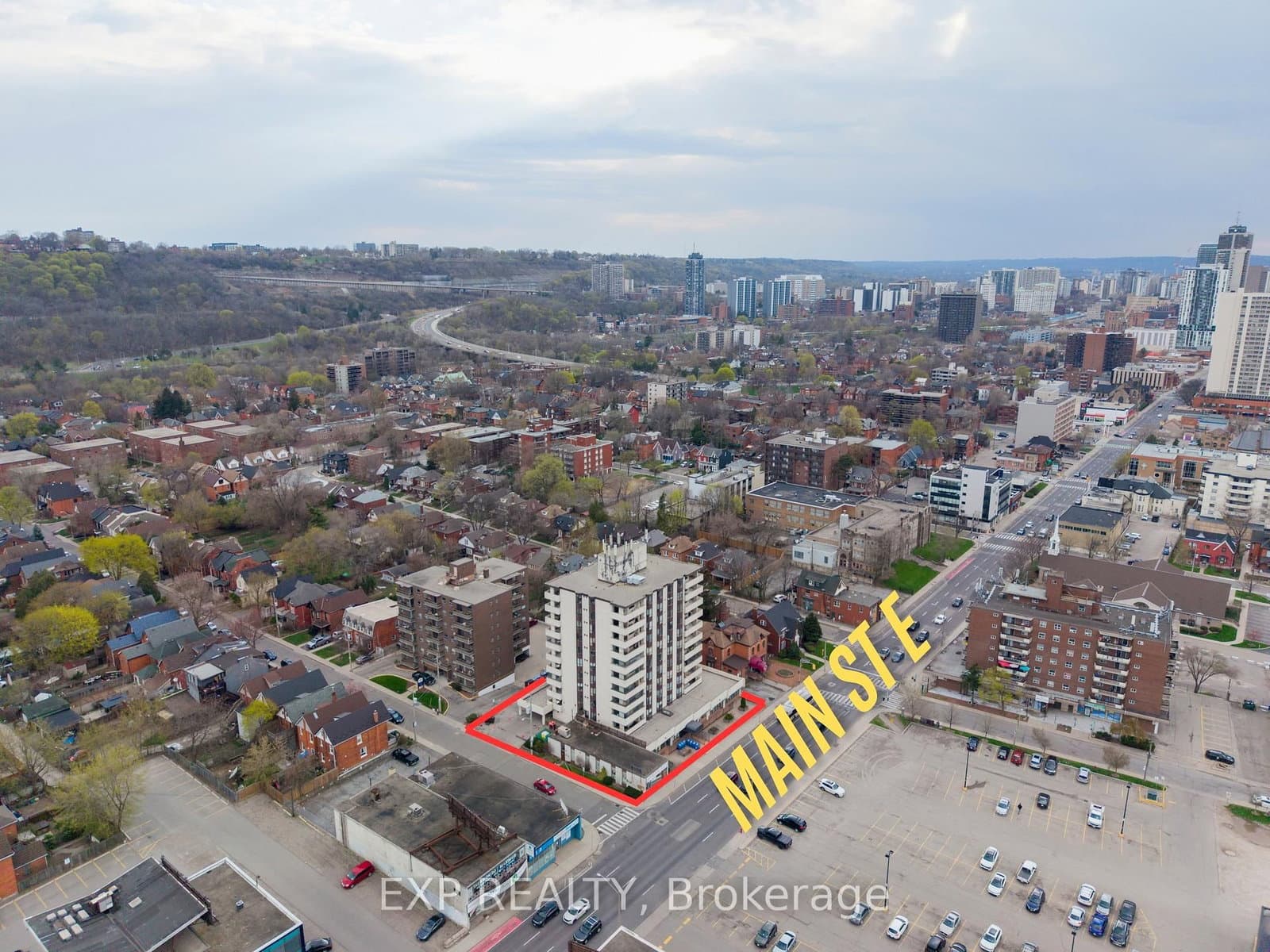 #601 - 432 Main Street E