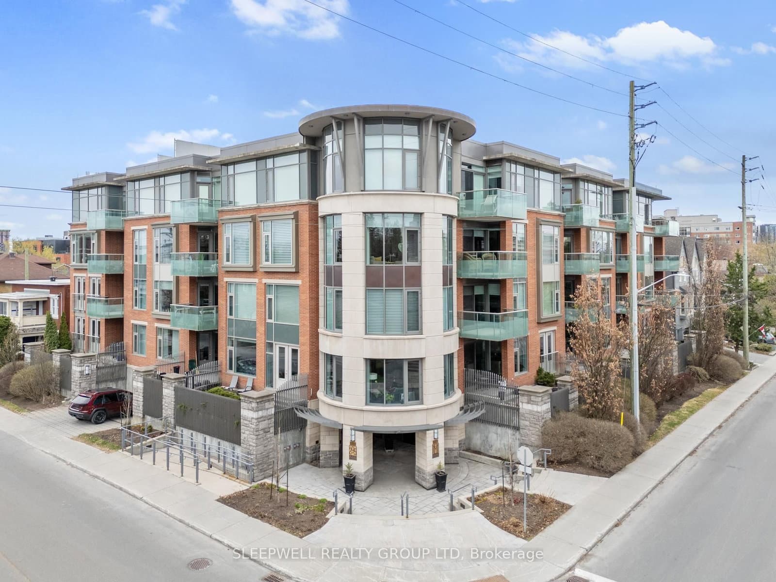 #PH03 - 295 Mackay Street